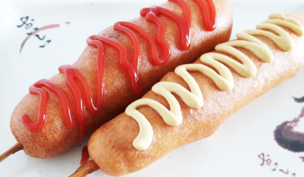 Corn Dogs – Würstchen im Schlafrock japanischer Art
