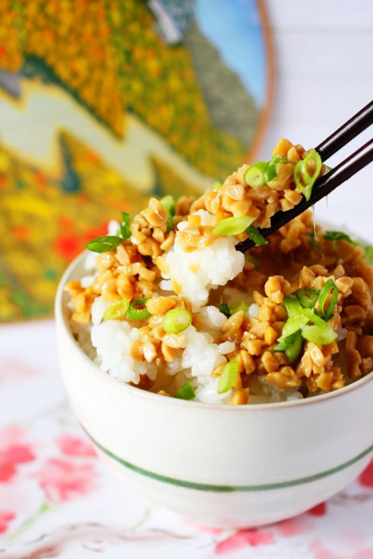 Natto – 7 Geheimnisse über fermentierte Sojabohnen [plus Rezepte]