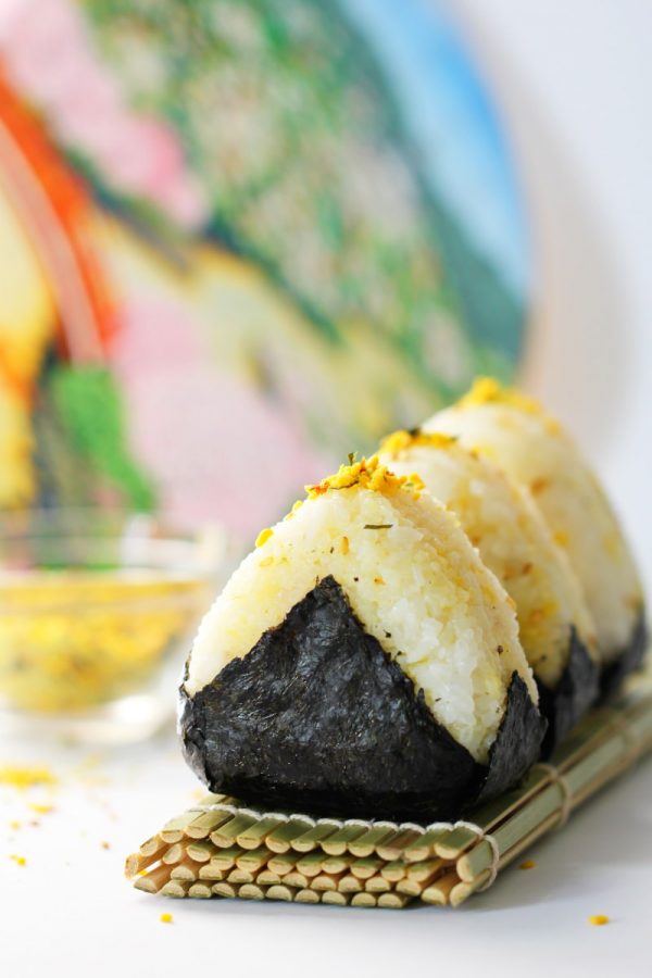 Onigiri mit Furikake - japanische Reisbällchen GRUNDREZEPT