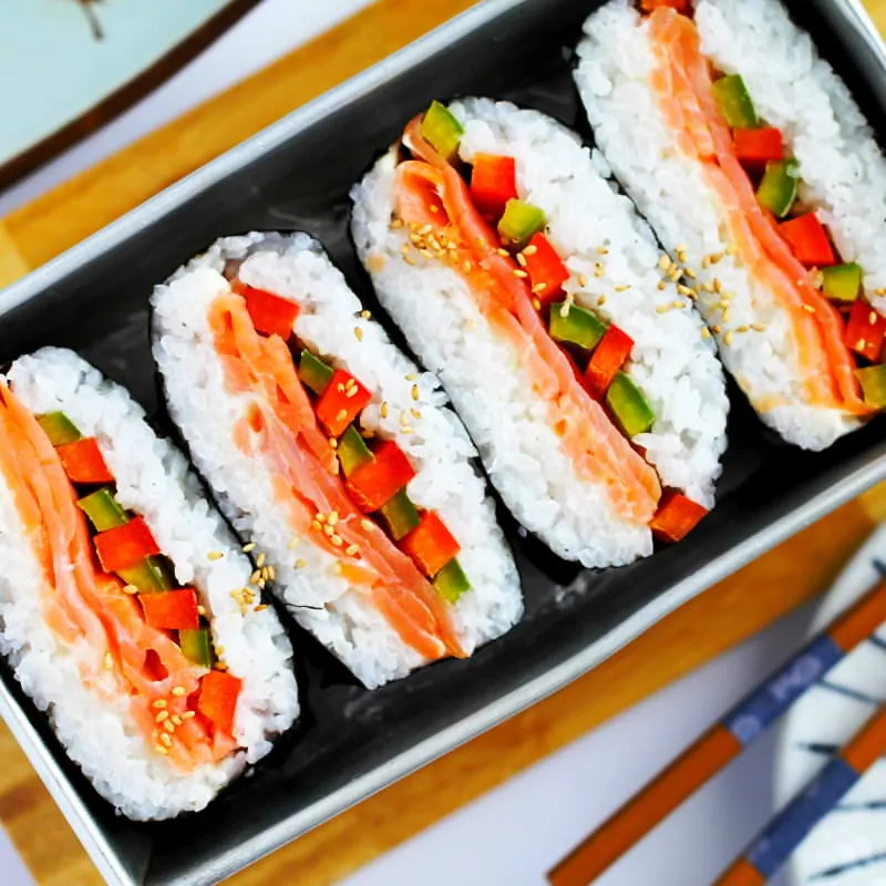 Onigirazu Sushi Sandwich Schritt 7 Fertig