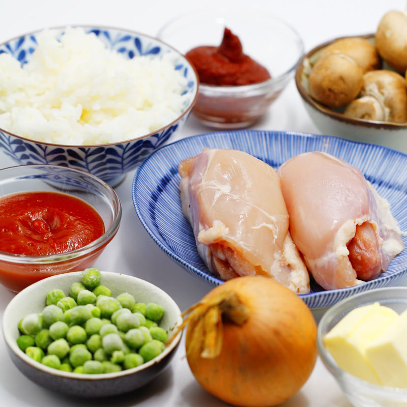 Ingredienti per il riso fritto al pollo