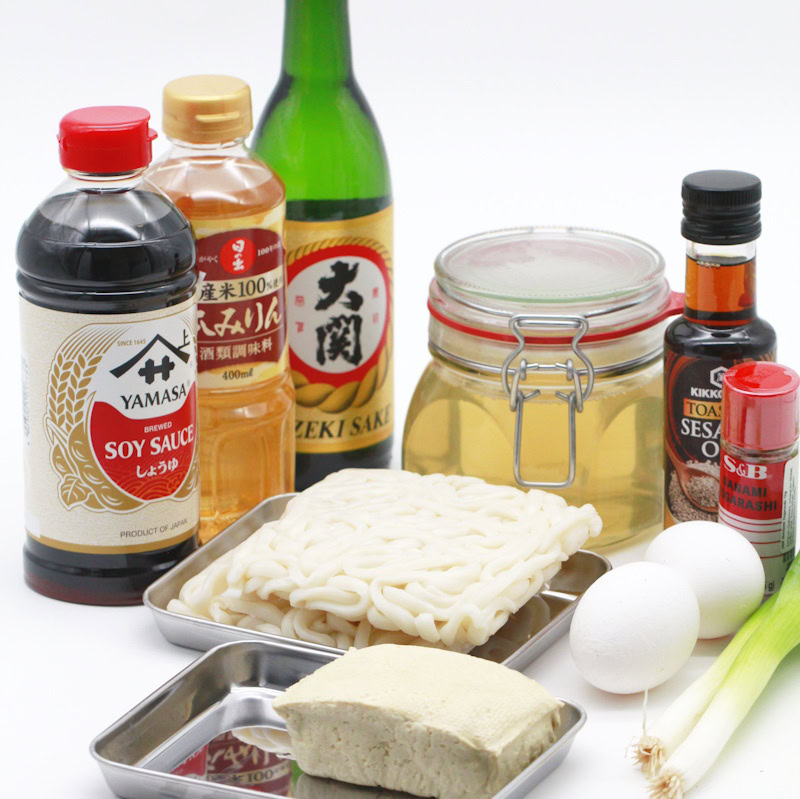 Udon noodle soup ingredients