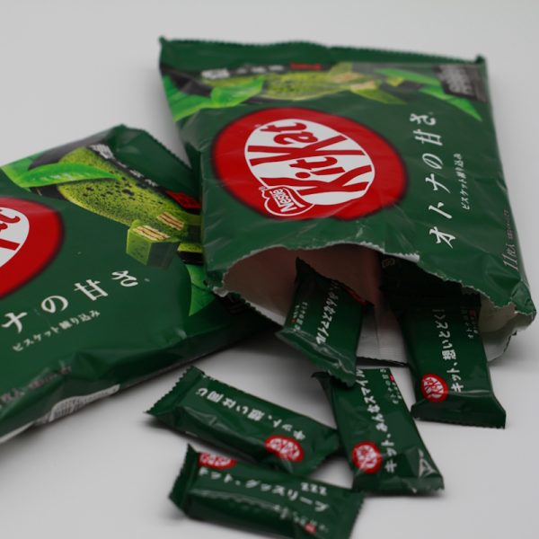 KitKat Strong Matcha 124,3g (11 Stück, japanische Süigkeit), Nestle