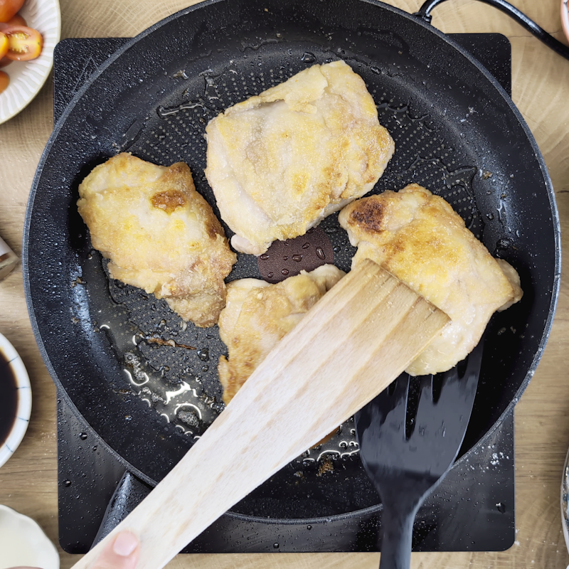 Chicken Teriyaki Schritt 6 Hähnchen wenden und abtropfen lassen